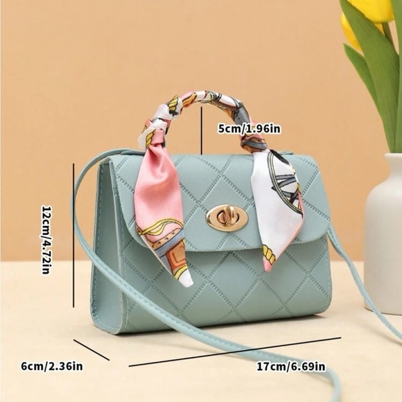 ⚠️Clearance Blue Quilted Mini Crossbody Handle Bag - Picture 3 of 5